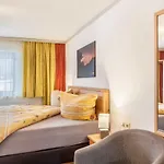 Апартаменты 1 Haus Am Laerchenhang