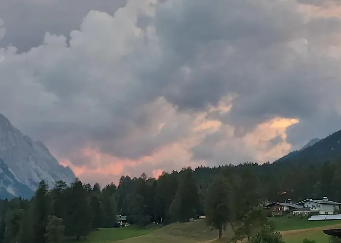 1 Haus Am Laerchenhang * Leutasch
